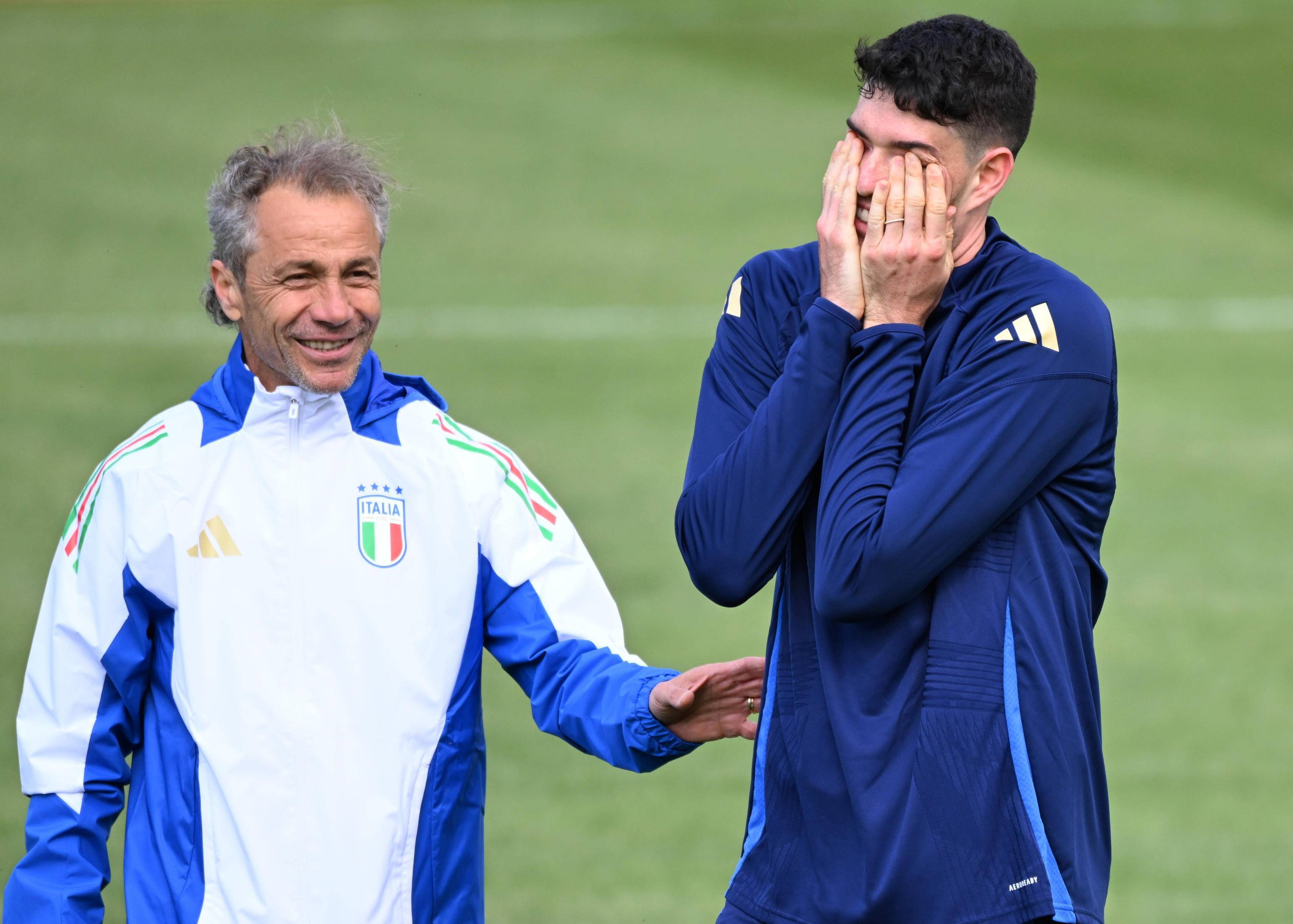 意大利球队在欧洲杯赛场上表现不佳 意大利球队在欧洲杯赛场上表现不佳