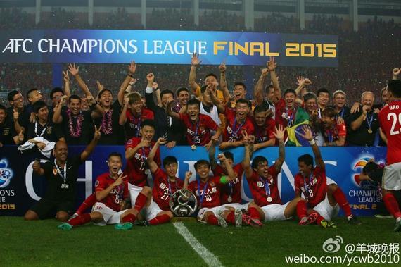 广州恒大主场胜利,领先分数榜首 广州恒大主场胜利,领先分数榜首