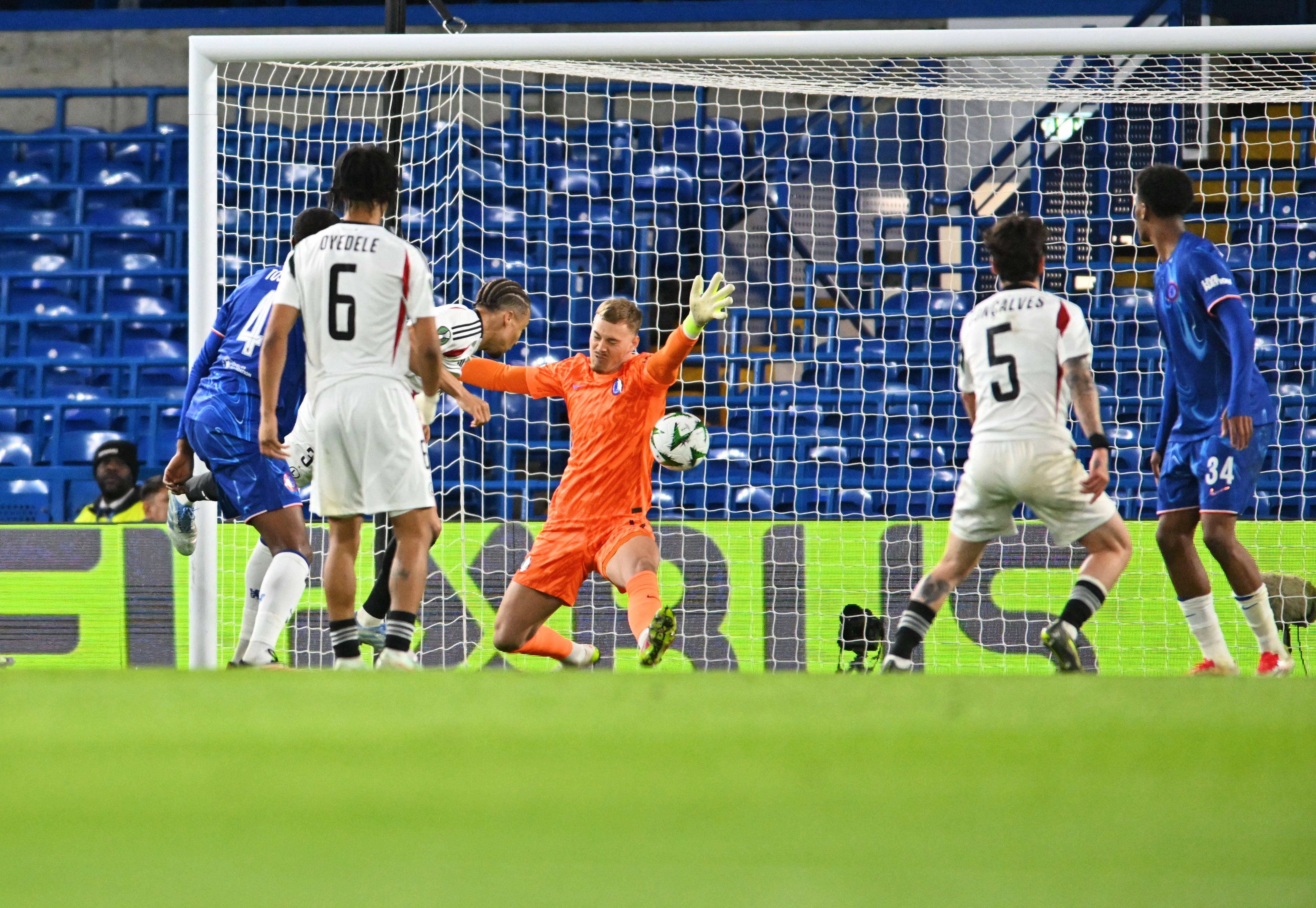 切尔西在比赛中战胜马赛,晋级四分之一决赛 切尔西在比赛中战胜马赛,晋级四分之一决赛