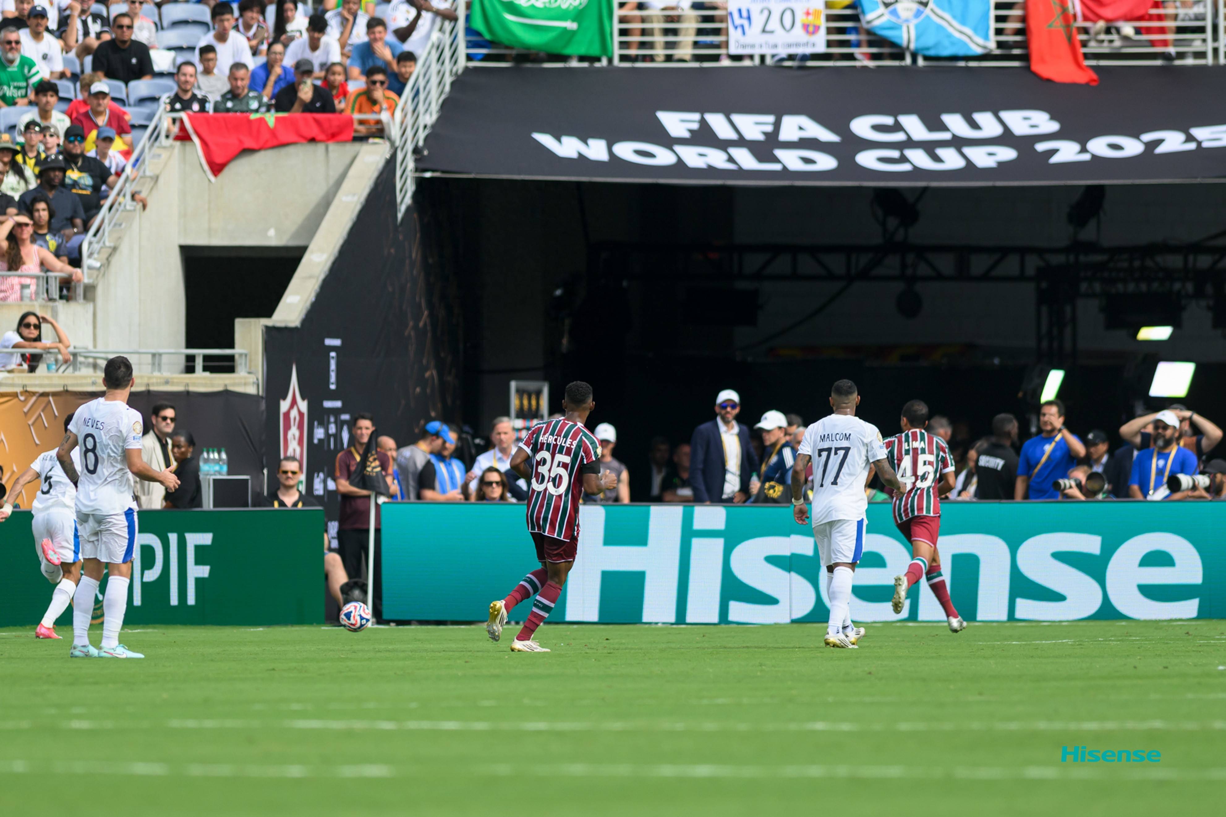 切尔西击败对手,稳固领先地位 切尔西击败对手,稳固领先地位